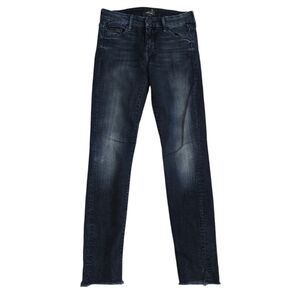 MOTHER LOOKER ANKLE FRAY IN FILM AT 11 WASH JEANS. SIZE 24.
